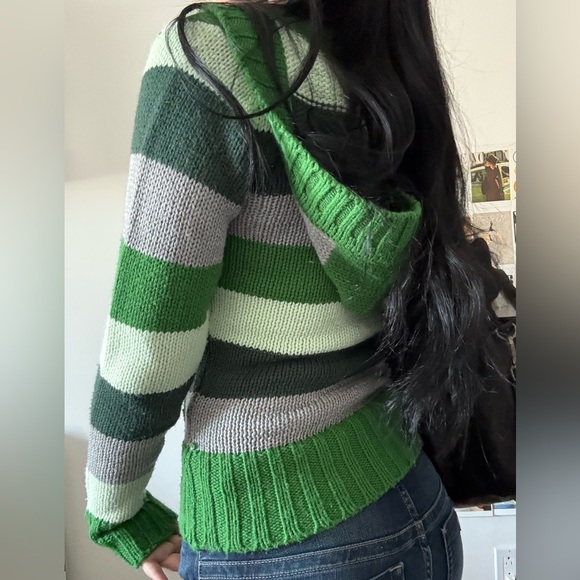 Urban Heritage Green and Gray Striped V-Neck Sweater - Picture 2 of 6